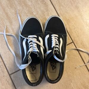 Platform woman’s size 8 Vans Classic Black and White Lace-Up Shoes